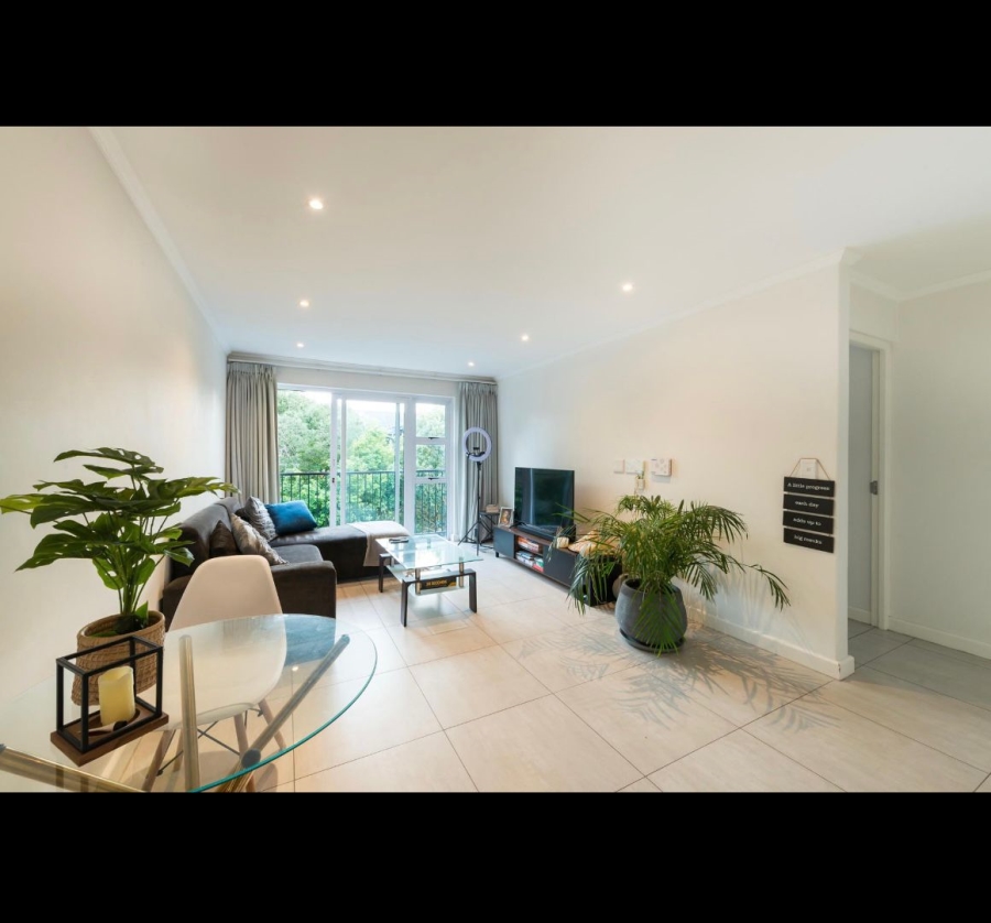 To Let 2 Bedroom Property for Rent in Kenilworth Western Cape